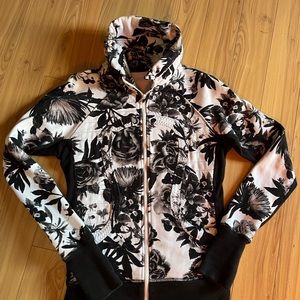 Lululemon zip up sweatshirt
